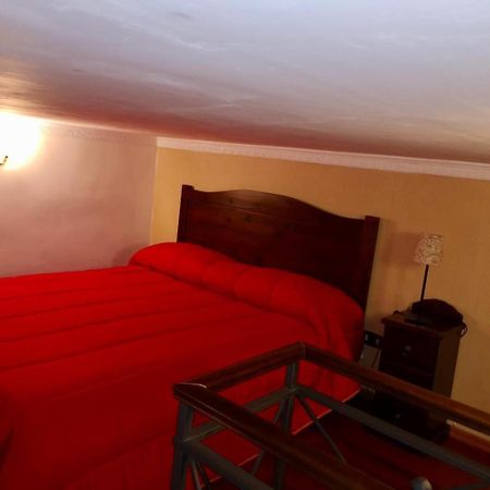 B&B Art Suite Principe Umberto Napels Buitenkant foto