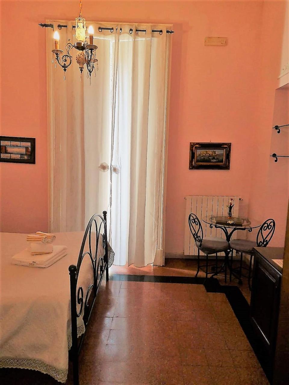 B&B Art Suite Principe Umberto Napels Buitenkant foto