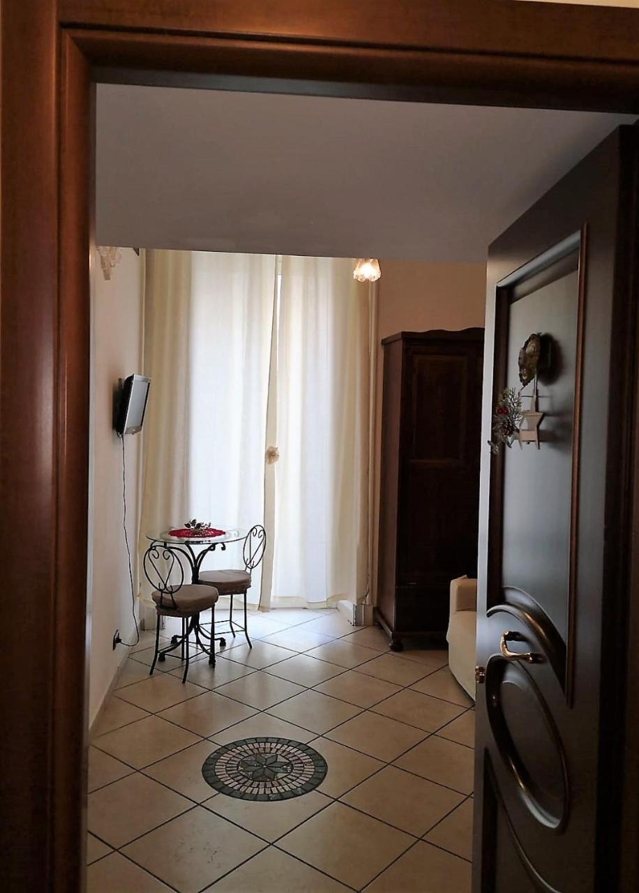 B&B Art Suite Principe Umberto Napels Buitenkant foto